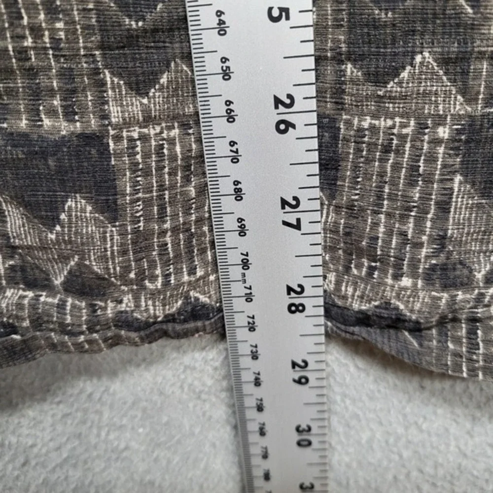 Batik Bay Men Button Up Shirt XL Gray‎ Black Beige Silk Geometric Casual Button
